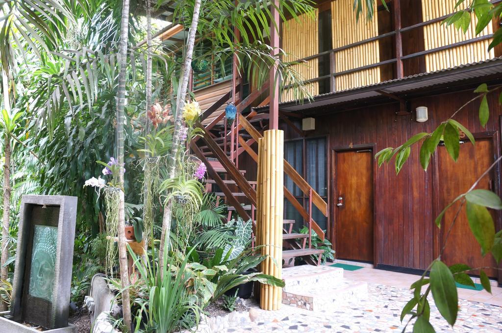 Raintree Lodge Port Moresby Eksteriør billede